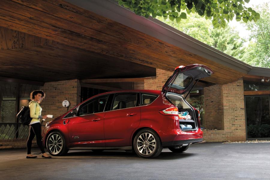  Ford C-Max Energi 2016 года  (NA) (фото 5 из 5)